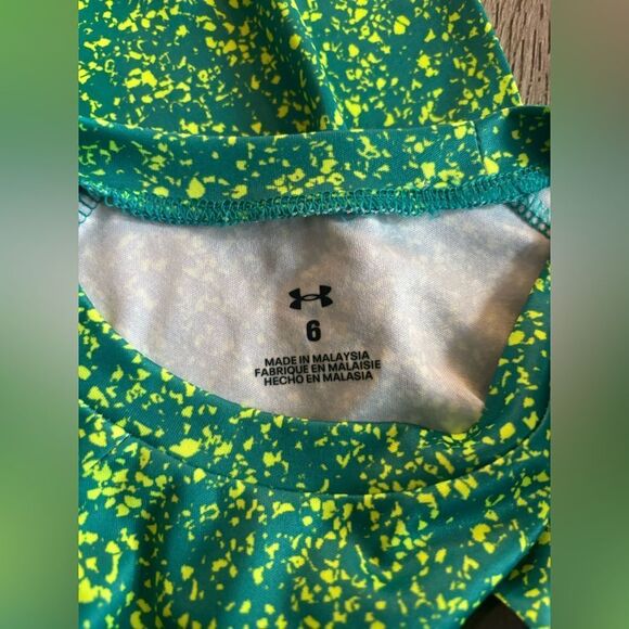 Under Armour Green and Yellow Graphic T-Shirt - Picture 3 of 5